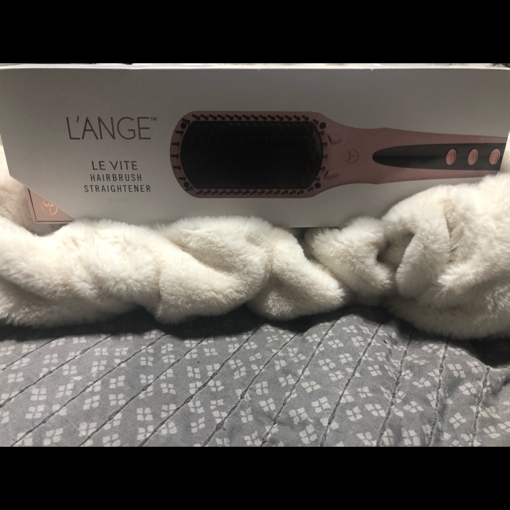 LE VITE HAIRBRUSH STRAIGHTNER